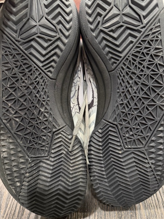 Nike Kobe Mentality- men’s size 12 main image 6